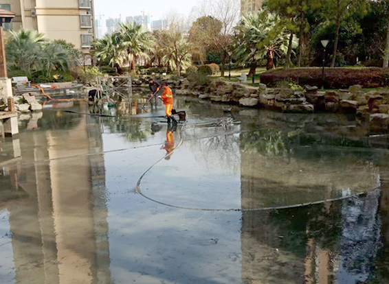 滦平景观池淤泥清理